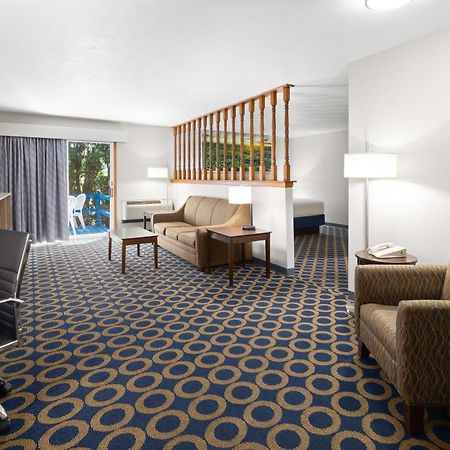 Days Inn By Wyndham Wauseon Exterior foto