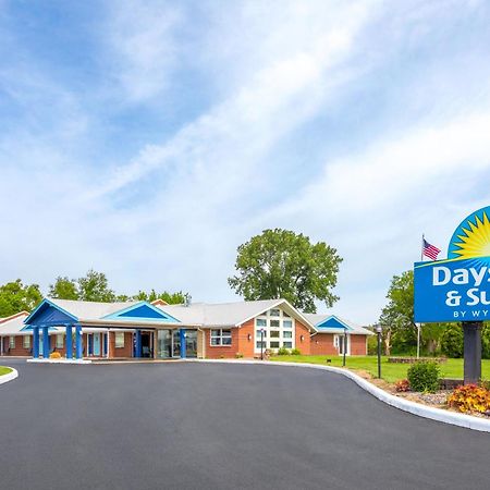 Days Inn By Wyndham Wauseon Exterior foto