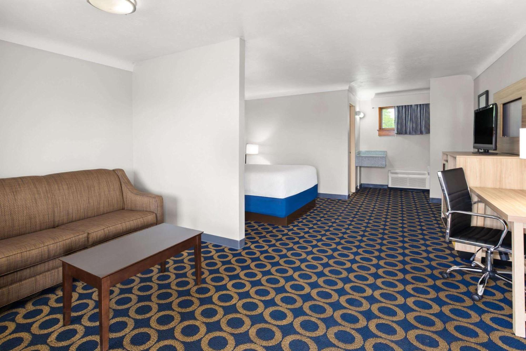 Days Inn By Wyndham Wauseon Exterior foto